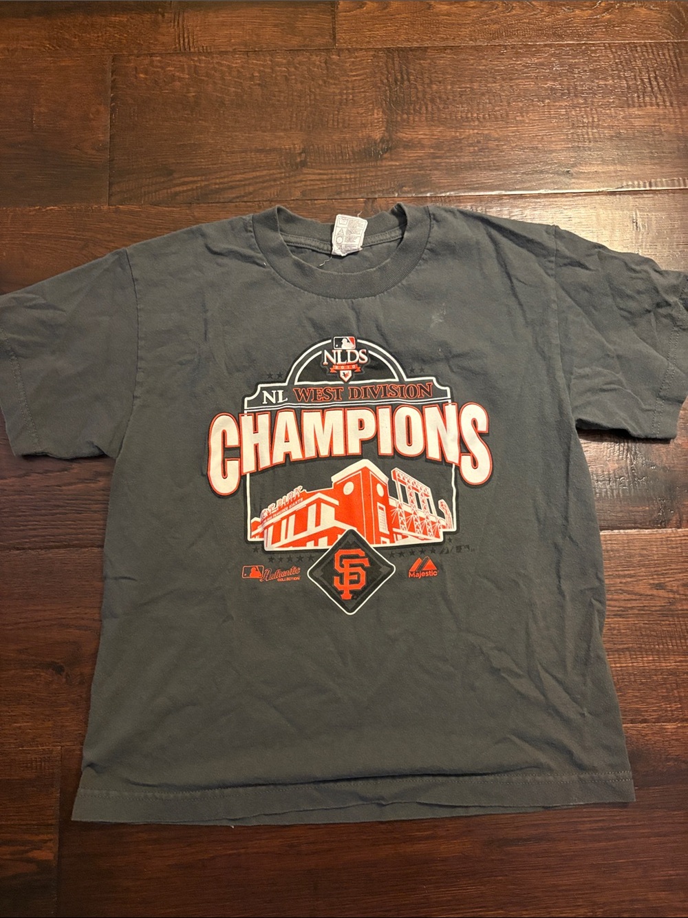 Majestic San Francisco Giants Champions Tee - Gray & Orange